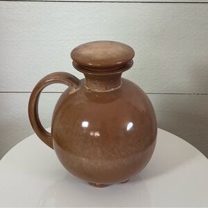 Beautiful Frankoma Decanter / Carafe
Brown and Tan